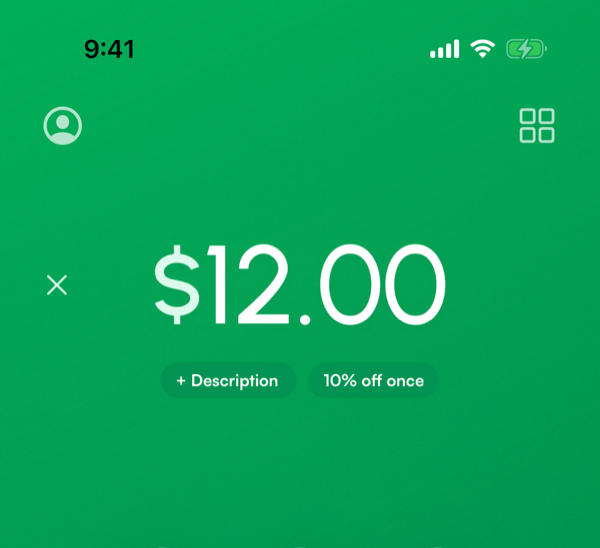 Beløpsskjerm med en kupongmerkelapp for 10 % rabatt én gang ved siden av + Beskrivelse